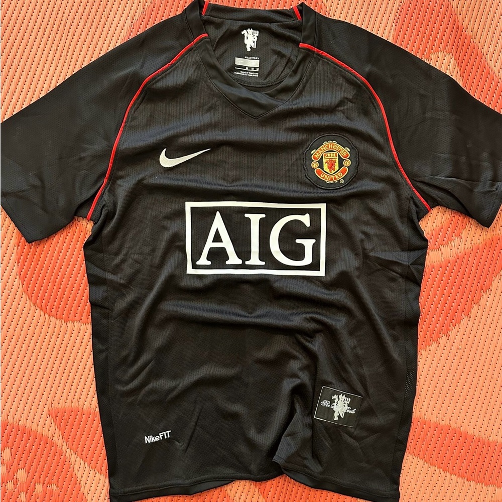Retro 2007/08 Nike Man U Jersey Size Medium